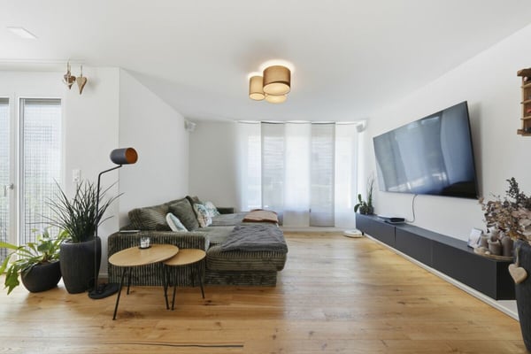 Wohnen mit Stil - Exklusives 6½-Zimmer-Eckhaus 8
