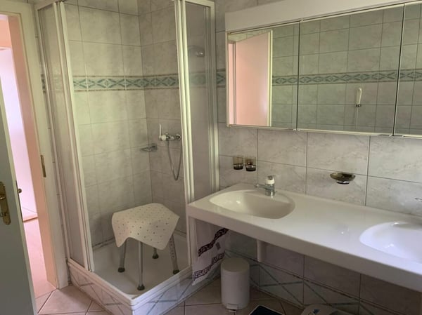 Einfamilienhaus im Grünen mit Top Aussicht und Umschwung 8