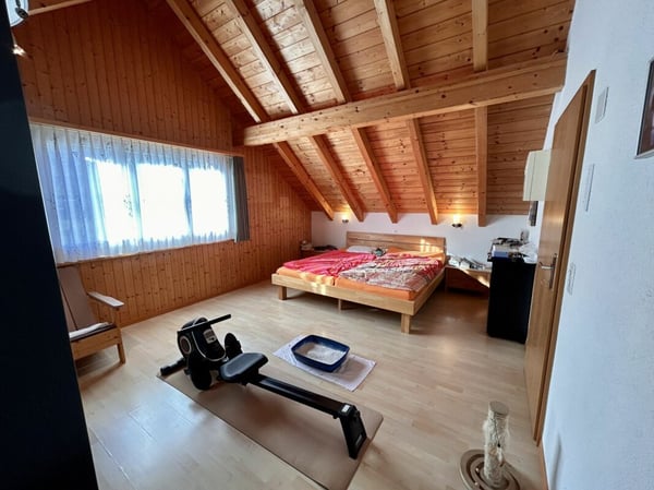 1.5-Zi-Haus mit Umschwung und Bachanstoss 2