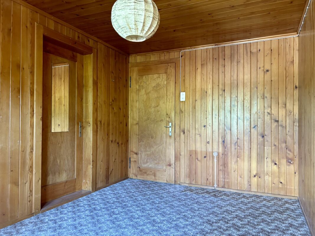 Charmantes Holzchalet mit Garten und Weitblick
