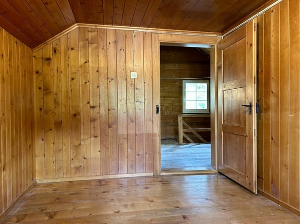 Charmantes Holzchalet mit Garten und Weitblick 14