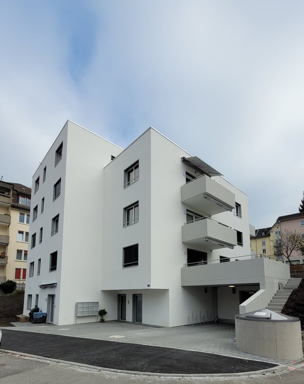 Moderne 1.5-Zimmer-Attikawohnung 18m2 mit Terrasse 93m2 und Balkon 14