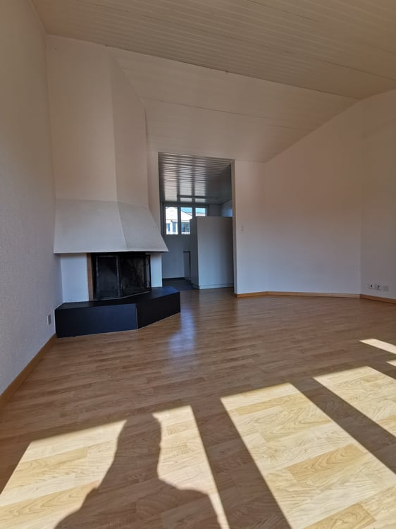 1,5 Zimmer-Wohnung im 2.OG (DG) mit Balkon 1