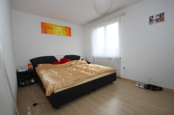 1,5 Zimmer-Wohnung im 1.OG mit Balkon 5