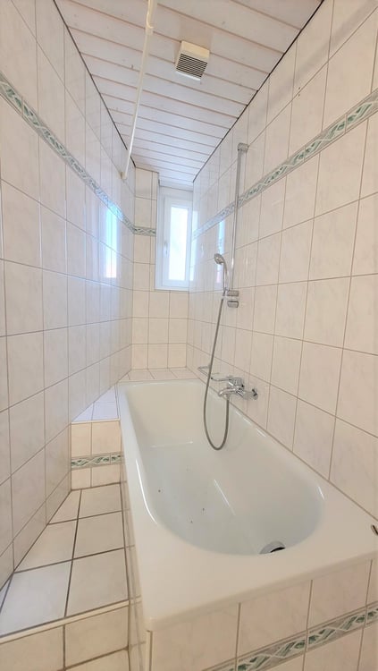 1,0 Zimmer-Wohnung 2.OG 12