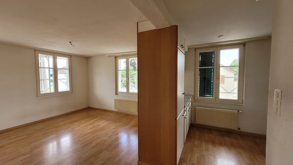 1.0 Zimmer-Wohnung 2.OG zu vermieten 5
