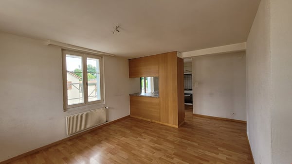1.0 Zimmer-Wohnung 2.OG zu vermieten 1