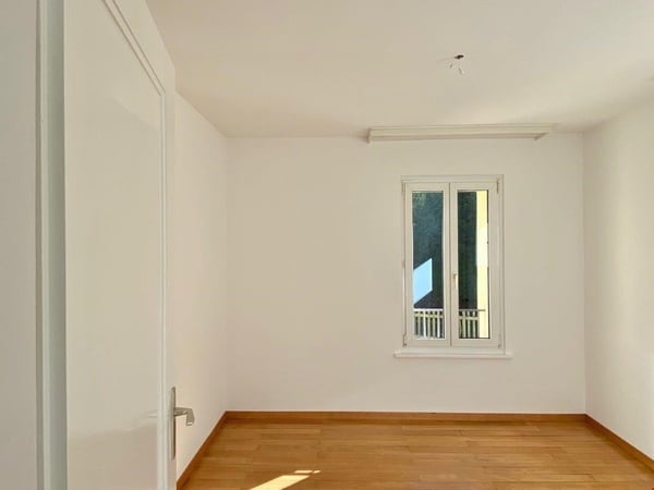 1,0 Zimmer-Wohnung 1.OG mit Balkon Westseite 5