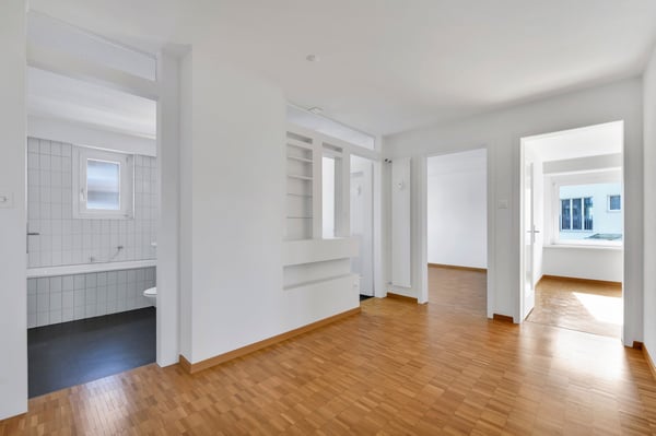 4.5 Zimmer-Wohnung im 1. OG mit Balkon 2