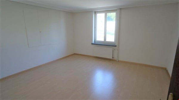 4.5-Zimmer-Wohnung im 1. OG 8