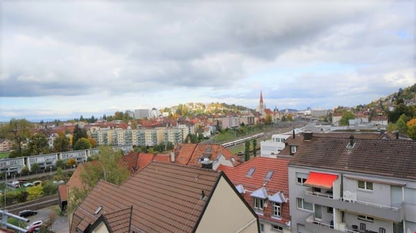 3.5 Zimmer-Dachwohnung 4.OG mit Balkon 9