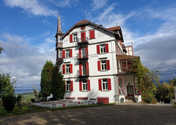 3.5 Zimmer-Dachwohnung 109m2 im 4. OG m…