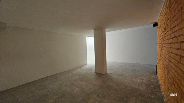 sehr zentrale Gewerbeflächen zu vermieten 5