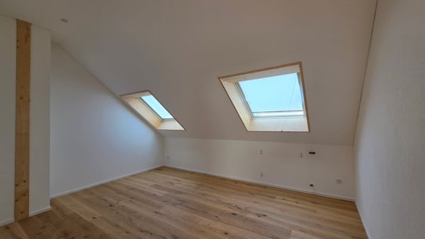 Charmante 2.5-Zimmer-Dachwohnung im Altbau an der Rosenstrasse, St. Margrethen 3