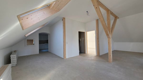 Charmante 2.5-Zimmer-Dachwohnung im Altbau an der Rosenstrasse, St. Margrethen 5