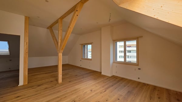 Charmante 2.5-Zimmer-Dachwohnung im Altbau an der Rosenstrasse, St. Margrethen 4