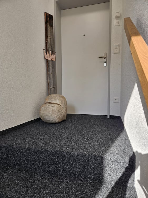 Moderne 3.5-Zimmer-Attikawohnung 86m2 mit Terrasse 93m2 und Balkon 10