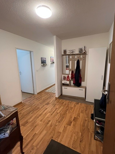 3.5 Zimmer-Wohnung im 1. OG mit Balkon 6