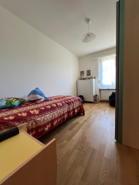 3.5 Zimmer-Wohnung im 1. OG mit Balkon 8