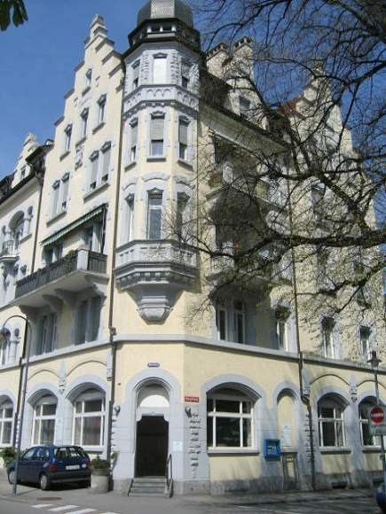 Charmante 4-Zimmer-Wohnung in historischem Gebäude in Rorschach 9