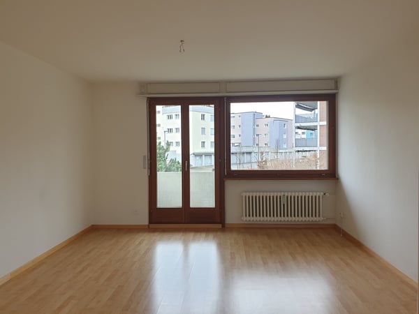 4.5 Zimmer-Wohnung EG zu vermieten 4