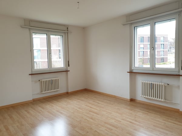 4.5 Zimmer-Wohnung EG zu vermieten 5