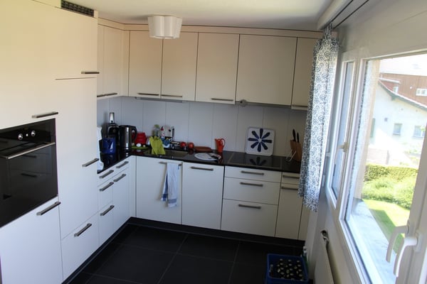 Charmante 3.5-Zimmer-Wohnung mit Balkon und Kamin in Widnau 2