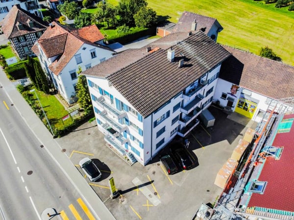 Mehrfamilienhaus mit 11 Einheiten an Zentraler Lage 2