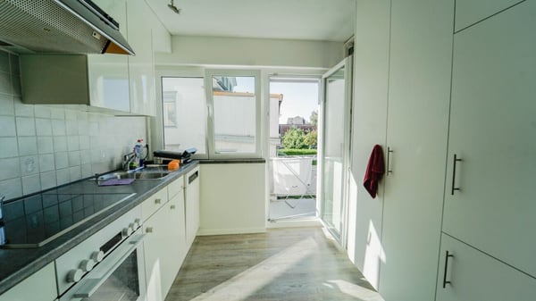 Mehrfamilienhaus mit 11 Einheiten an Zentraler Lage 10