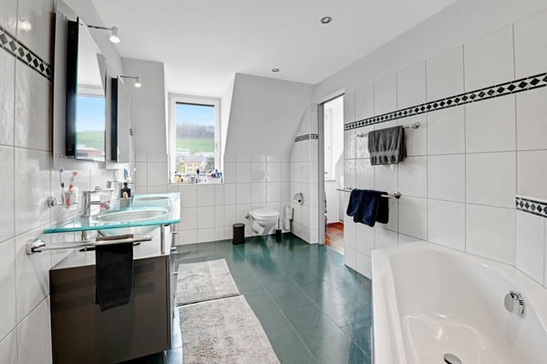 Leben und Arbeiten im Herzen von Lütisburg - vielseitige Liegenschaft mit Charakter 21