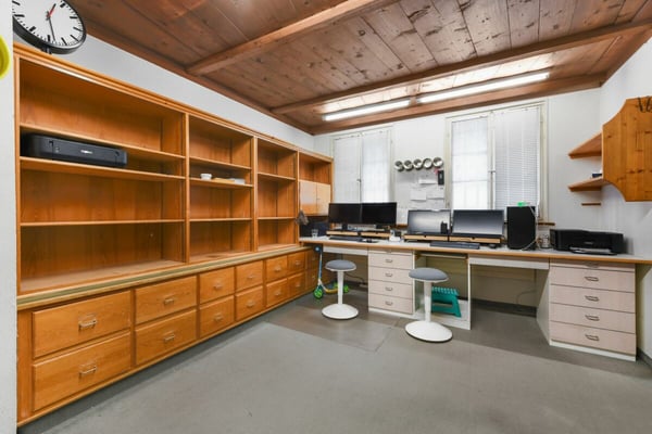 Einzigartige Liegenschaft mit Potenzial - vielfältige Möglichkeiten! 8