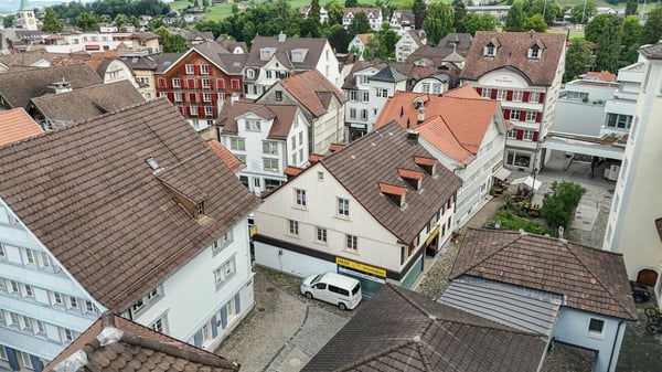 Einzigartige Liegenschaft mit Potenzial - vielfältige Möglichkeiten! 24