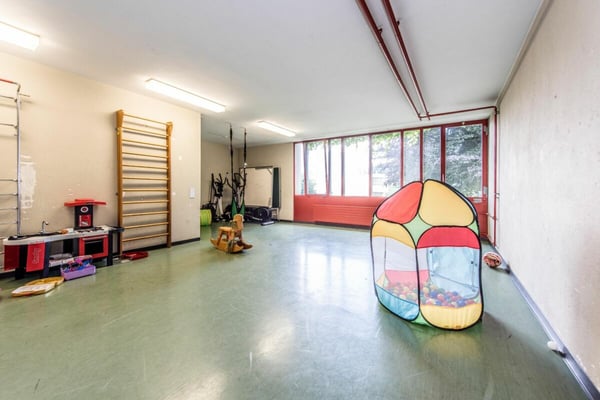 Grosszügige 1.5-Zimmer-Familienwohnung im beliebten Bruggereggquartier 15