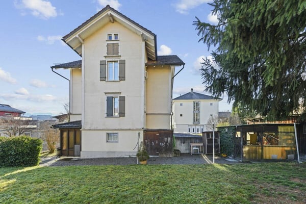 Freistehendes Einfamilienhaus mit Einliegerwohnung und vielseitigem Nutzungspotenzial in Flawil 5