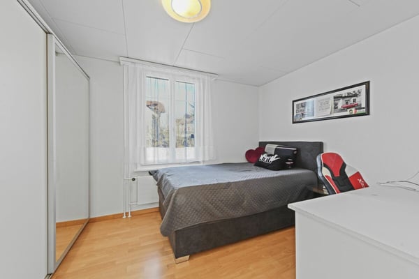 Freistehendes Einfamilienhaus mit Einliegerwohnung und vielseitigem Nutzungspotenzial in Flawil 12