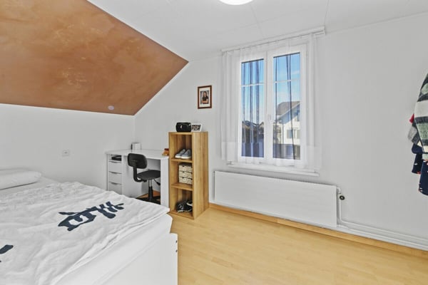 Freistehendes Einfamilienhaus mit Einliegerwohnung und vielseitigem Nutzungspotenzial in Flawil 16