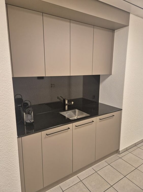 Büros und Atelier auf Industriegelände 8