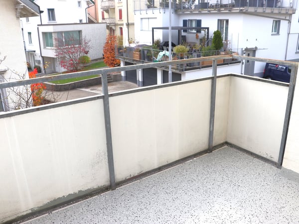 6 Zi.-Wohnung mit Balkon in ruhigem Wohnquartier 11