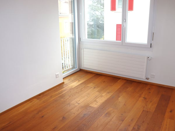 6 Zi.-Wohnung mit Balkon in ruhigem Wohnquartier 9