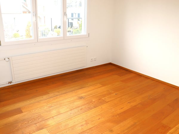 6 Zi.-Wohnung mit Balkon in ruhigem Wohnquartier 10