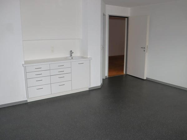 interessante Büro-/Praxis-/Gewerberäume an sehr guter Passantenlage 7
