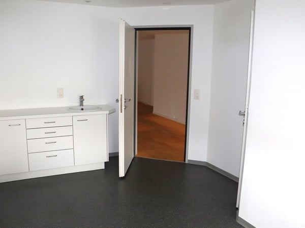 interessante Büro-/Praxis-/Gewerberäume an sehr guter Passantenlage 5