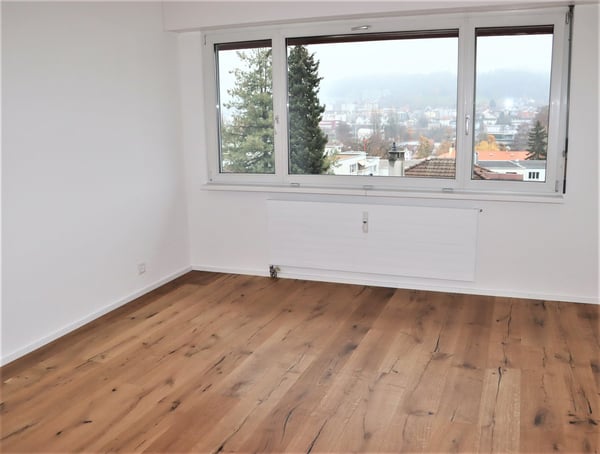 moderne 2.5 Zi.-Wohnung mit Balkon 5