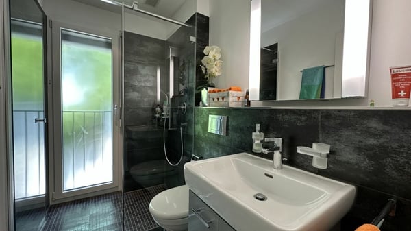 SONNENVERWÖHNT MIT WEITBLICK 10