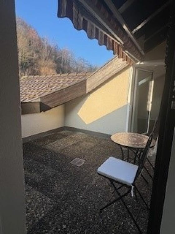 MODERNE UND STILLVOLLE DACHWOHNUNG 11