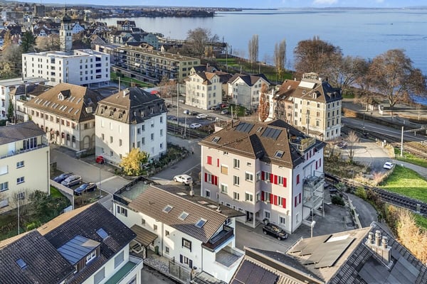 Multifunktionales Zweifamilienhaus mit grosszügigem Platzangebot, in nächster Nähe zum See 60