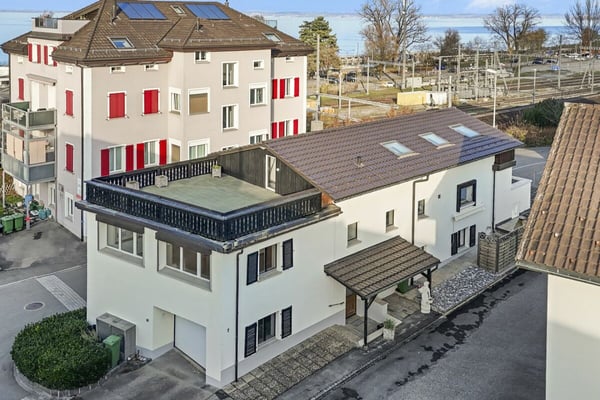 Multifunktionales Zweifamilienhaus mit grosszügigem Platzangebot, in nächster Nähe zum See 51