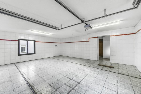 Multifunktionales Zweifamilienhaus mit grosszügigem Platzangebot, in nächster Nähe zum See 43