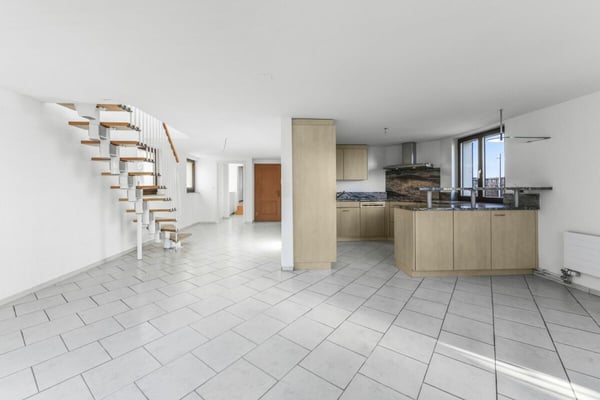 Multifunktionales Zweifamilienhaus mit grosszügigem Platzangebot, in nächster Nähe zum See 17