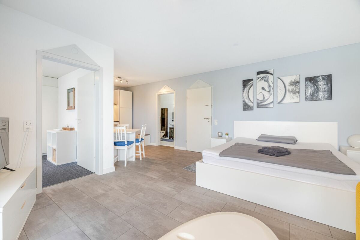 Repräsentative und einmalige Villa an Top-Wohnlage mit attraktiver Seesicht und Einliegerwohnung